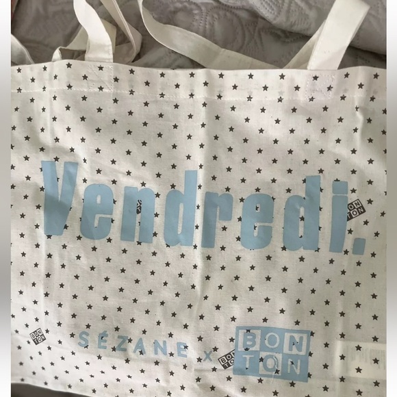 COPY - Brand new Sézane totebag polka dotted with words “Vendredi “. - Picture 3 of 13